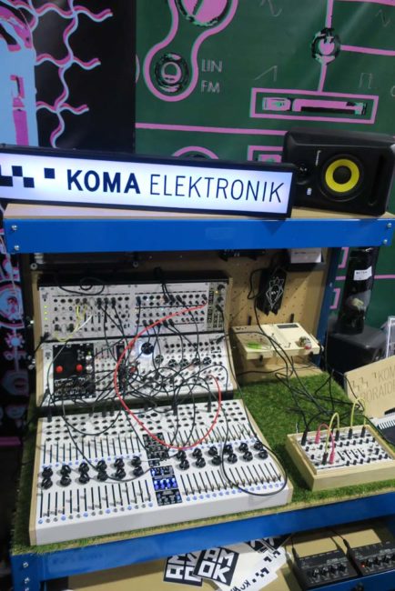 Koma Elektronik Display with Mixer