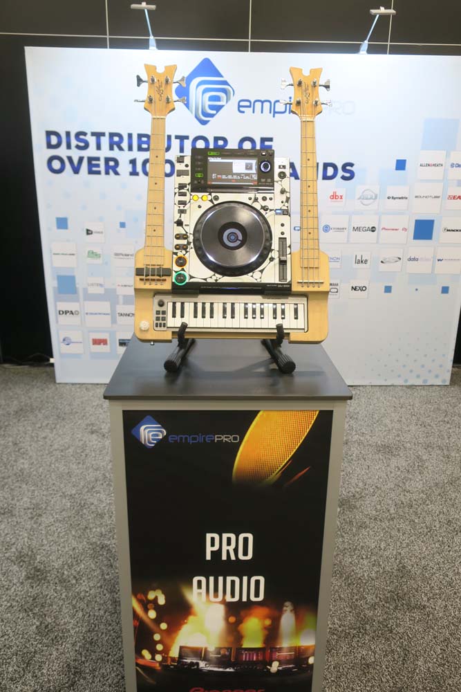 NAMM Show 2019 Photos by Alien Tom