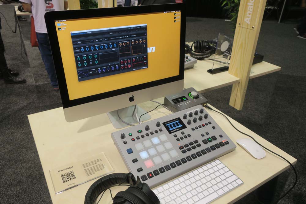 NAMM Show 2019 Photos by Alien Tom